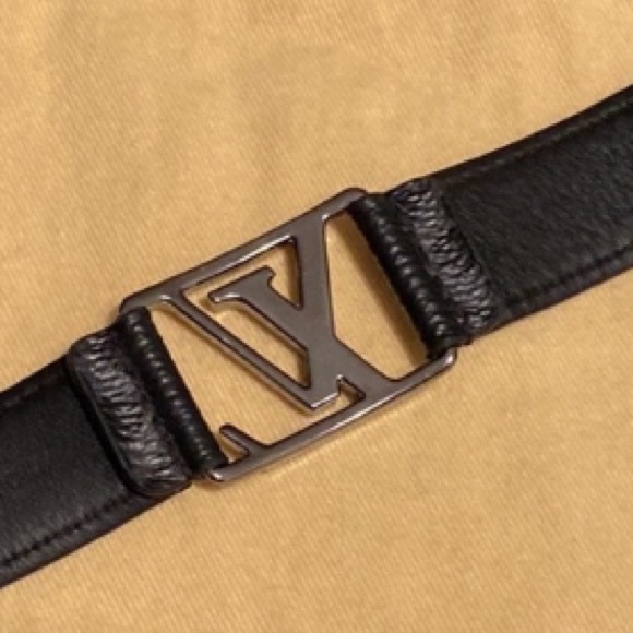 π¦ Louis Vuitton Monogram Eclipse Bracelet - Picture 6 of 14